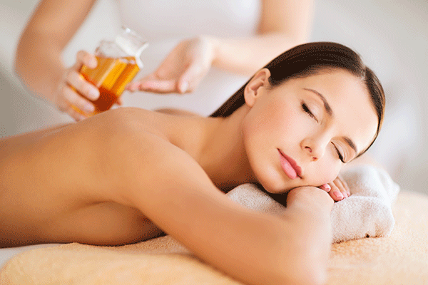 Aroma-Öl-Massage